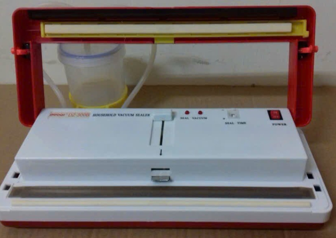 Máy Hút Chân Không DZ300B 